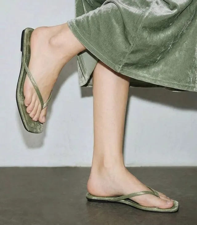 Sage Thong Sandals